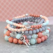New 15 February - Acrylic beads in trendy colors